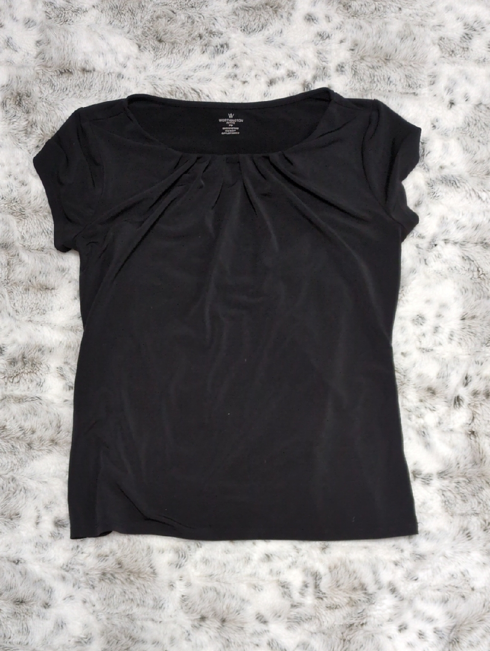 $5 MOVING SALE! Worthington Black Short Sleeve Pleated Scoop Neck Top